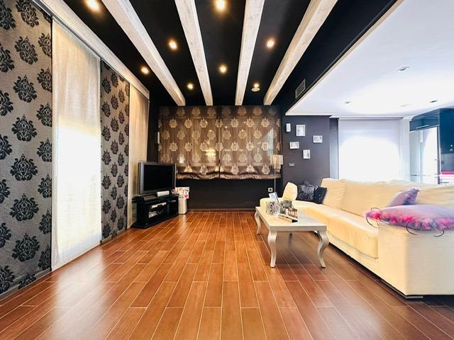 Terrace in apartment for sale in Torrevieja