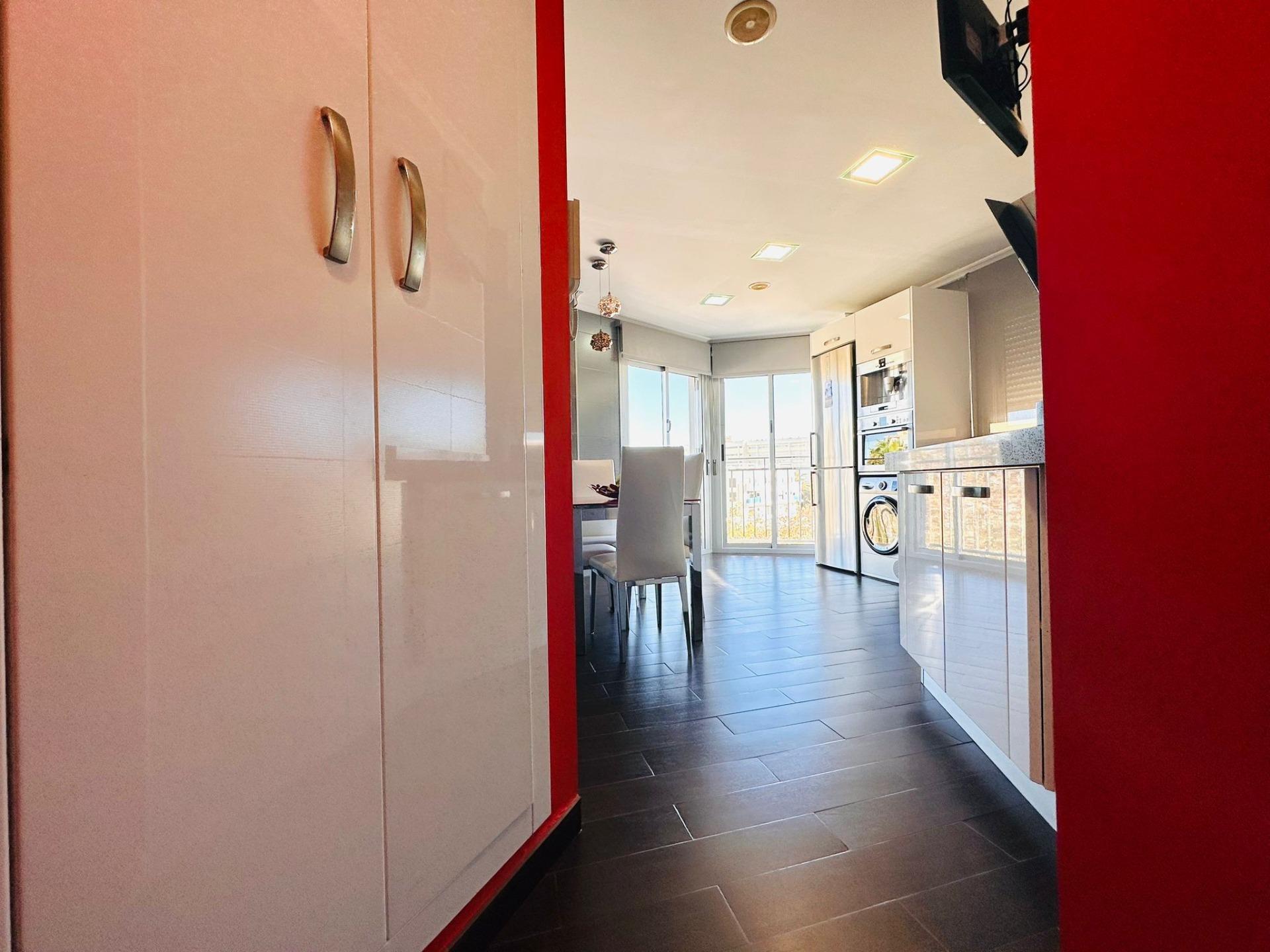 Terrace in apartment for sale in Torrevieja