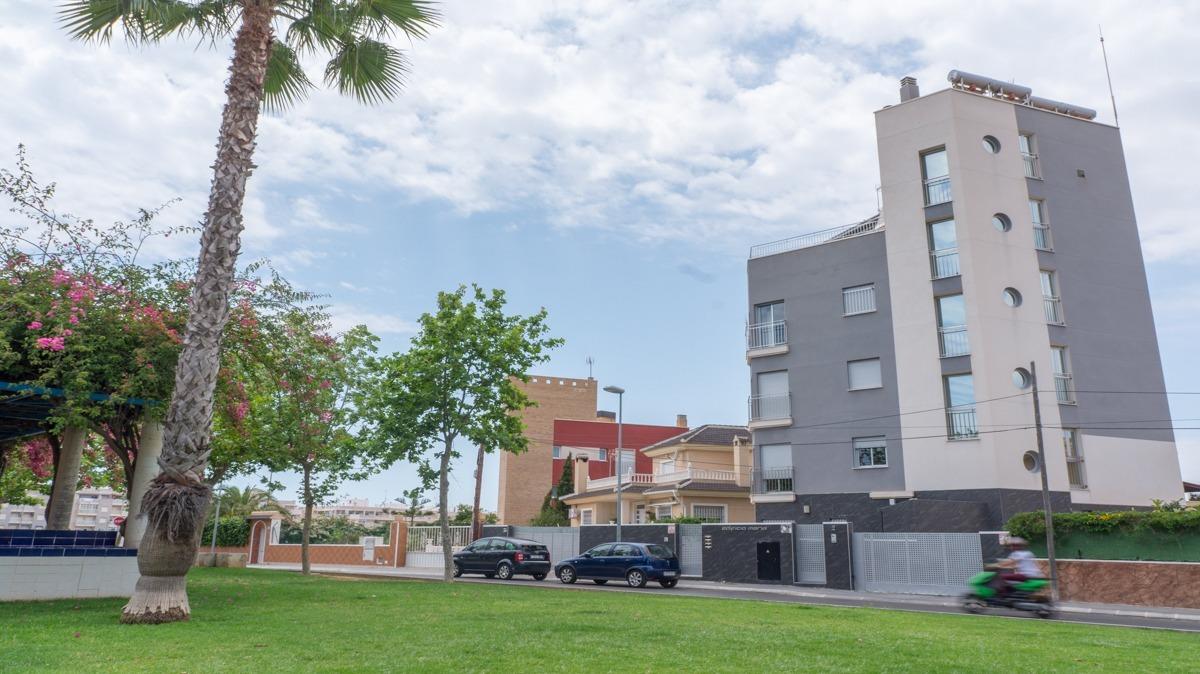 Terrace in apartment for sale in Torrevieja