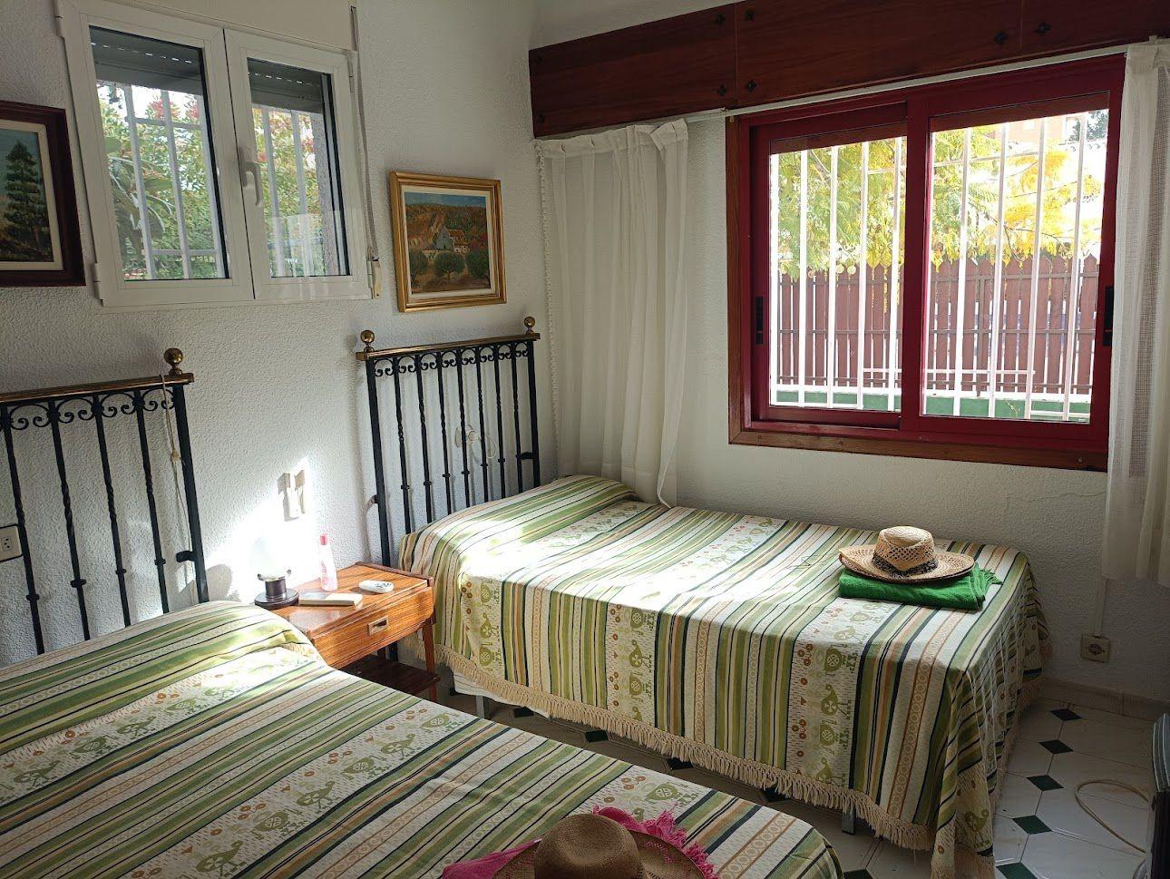 Bedroom in villa for sale in Orihuela Costa