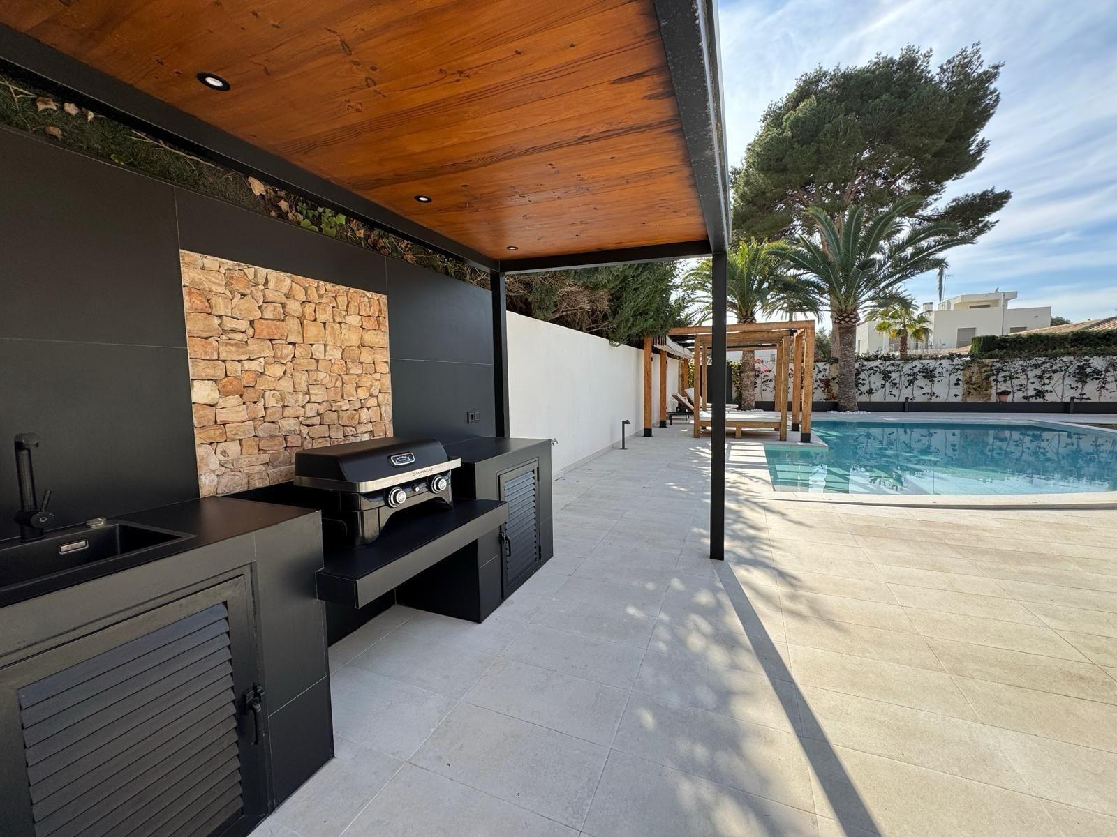 Exclusive luxury villa for sale