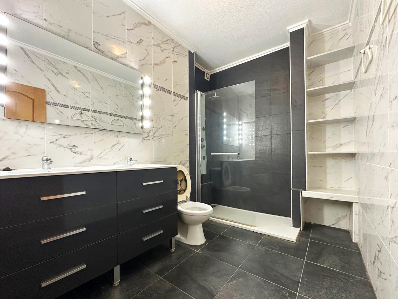 Bedroom in terraced for sale in Orihuela Costa