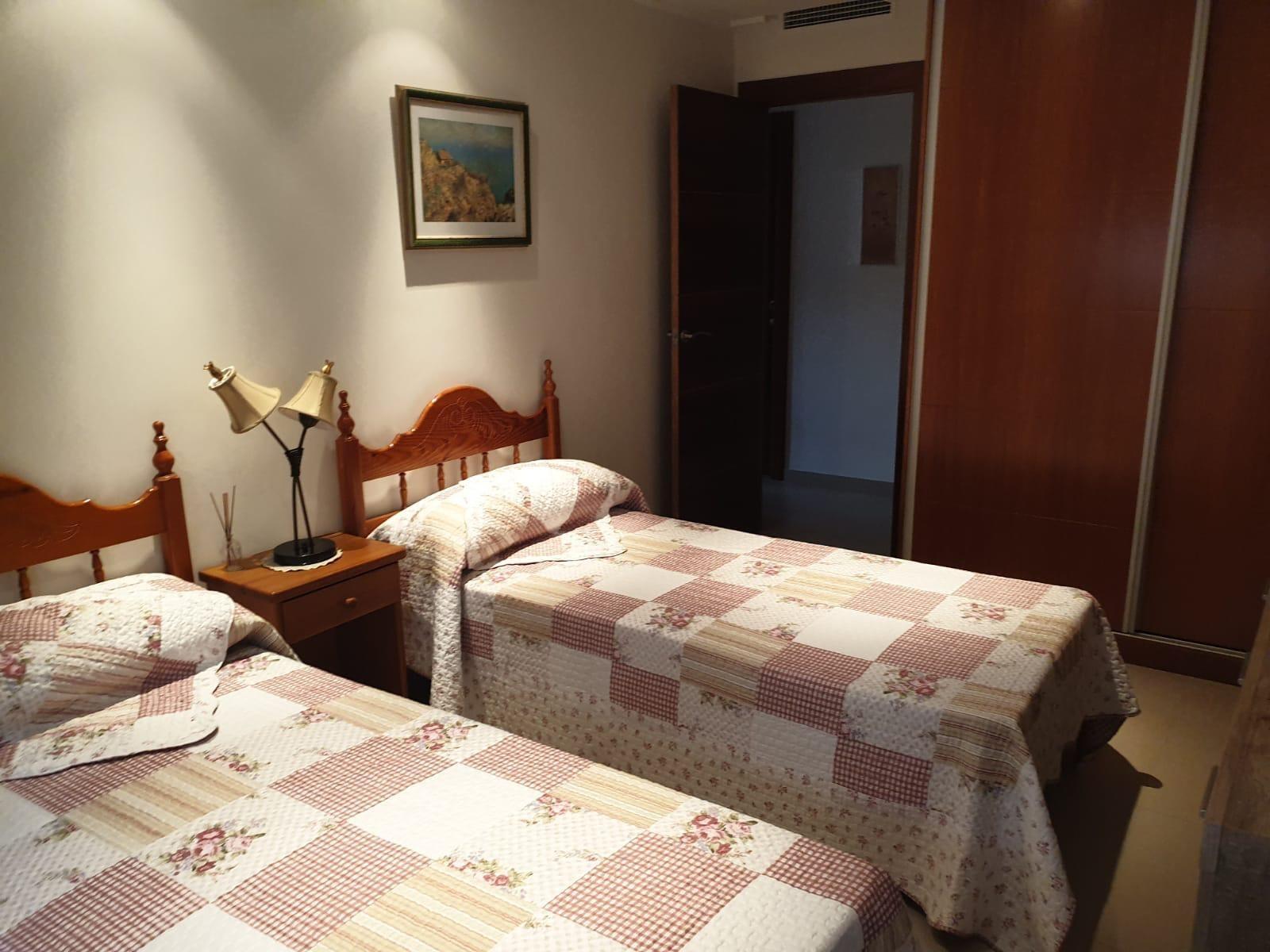 Master bedroom in apartment for sale in Torrevieja