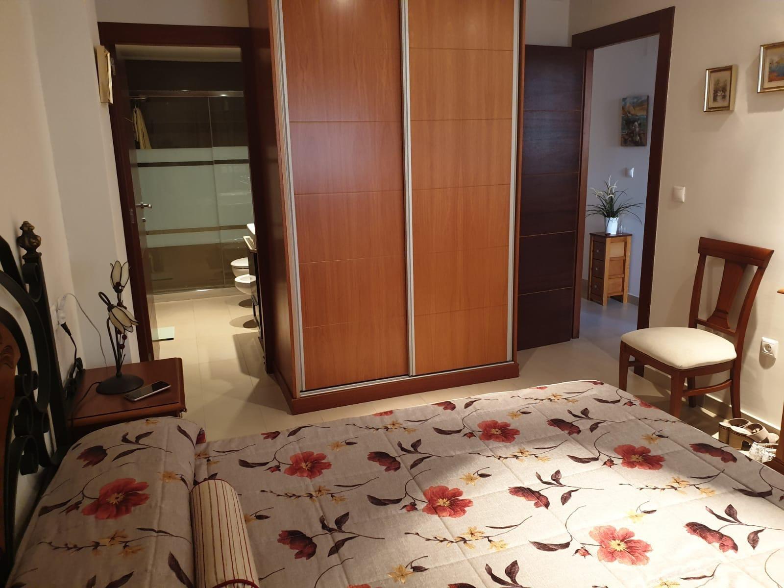 Bedroom in apartment for sale in Torrevieja