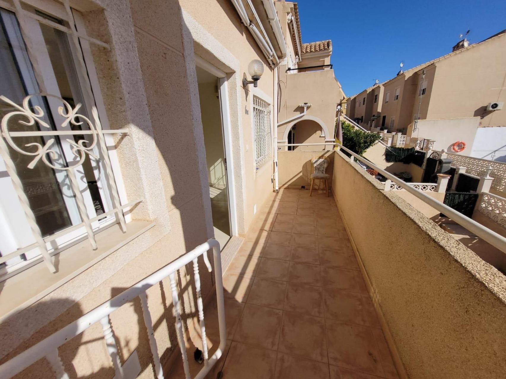 Exterior view in bungalow for sale in San Miguel de Salinas