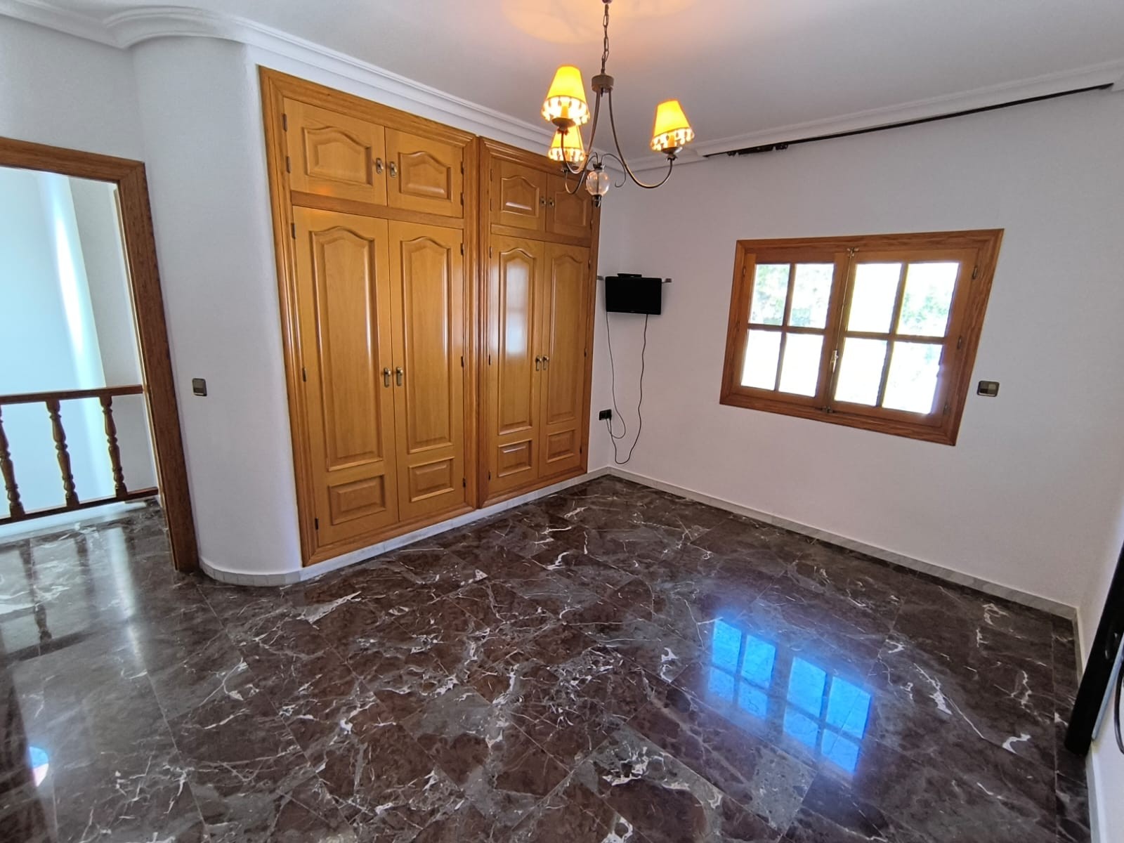 Dining area in terraced for sale in Sax