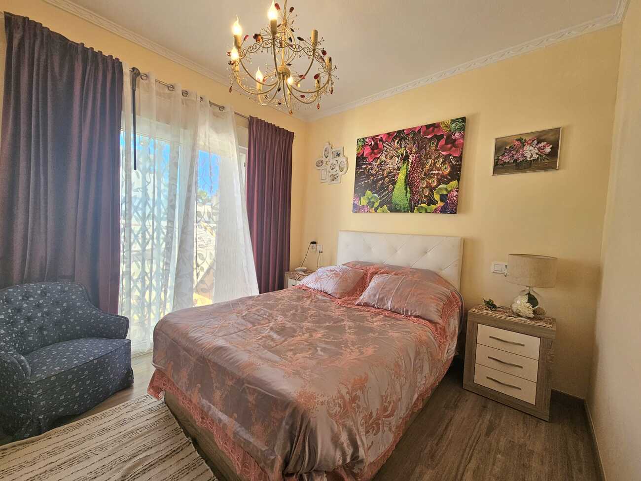 Bathroom in villa for sale in Torrevieja