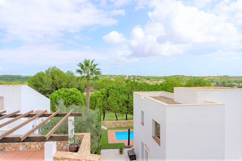 Exterior view in villa for sale in Las Colinas Golf