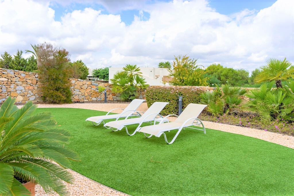 Terrace in villa for sale in Las Colinas Golf