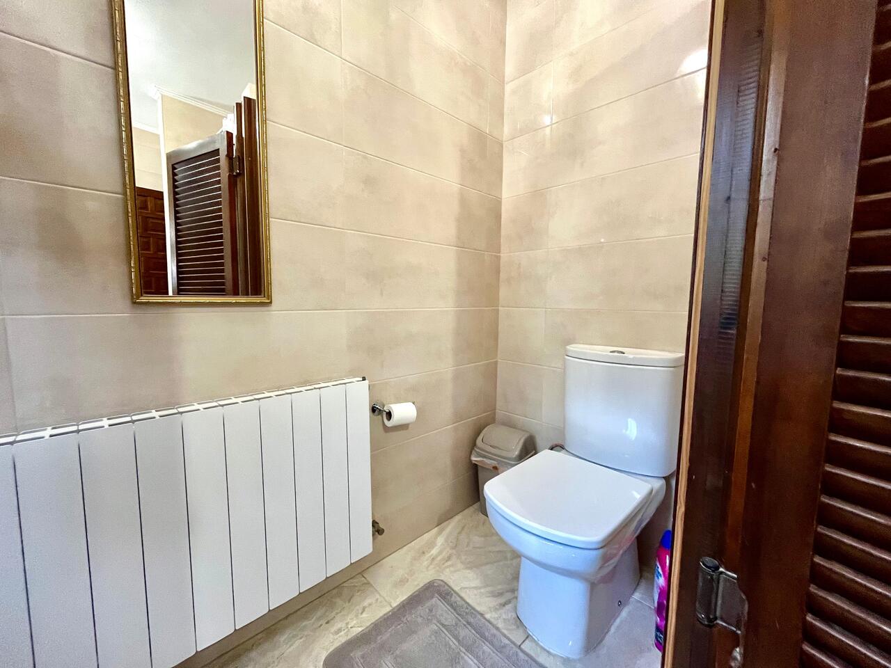 Bathroom in villa for sale in Villamartin
