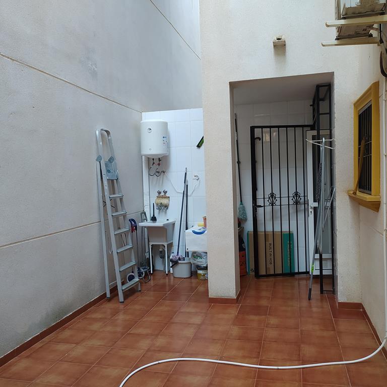 Garden in apartment for sale in Orihuela Costa