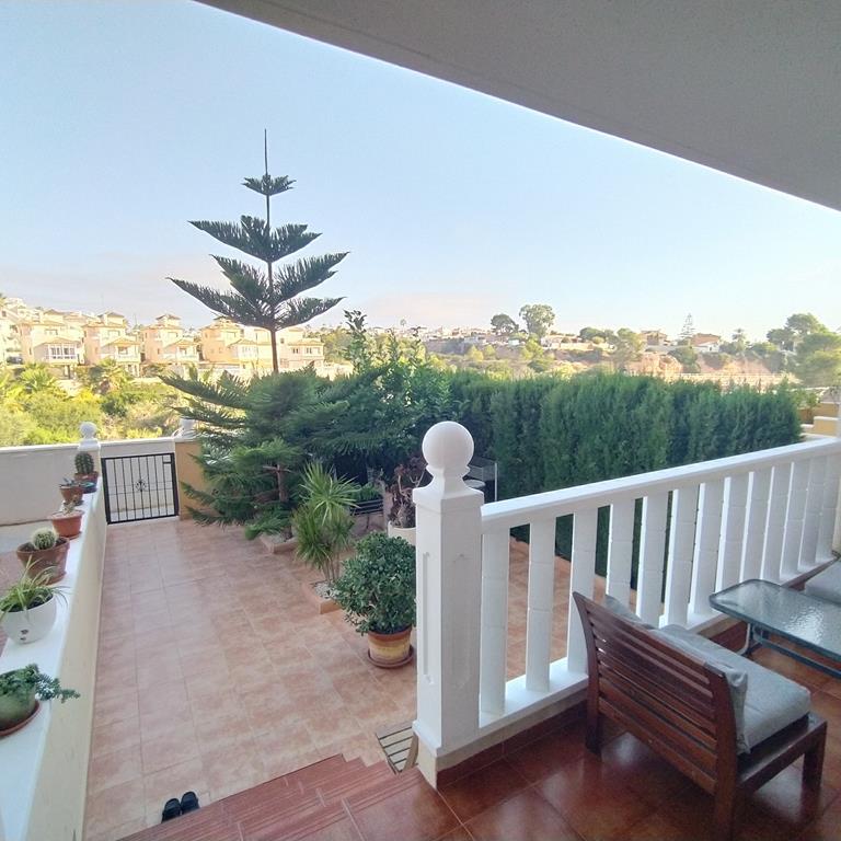 Bedrooms: 2, Bathrooms: 1, Apartment in Orihuela Costa, Alicante, Spain