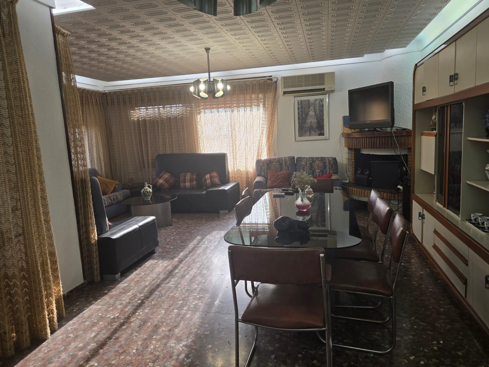 Garden in villa for sale in Orihuela Costa