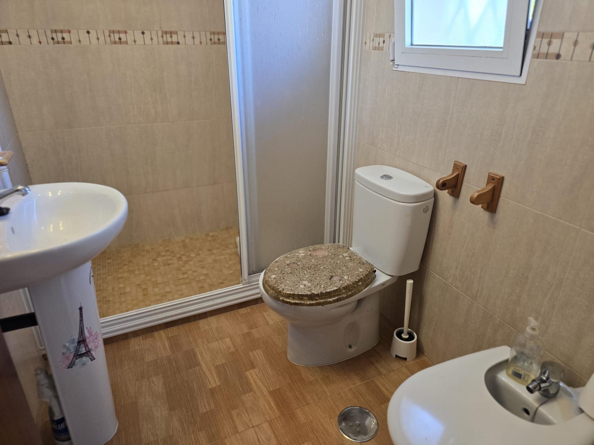 Bedroom in villa for sale in Orihuela Costa