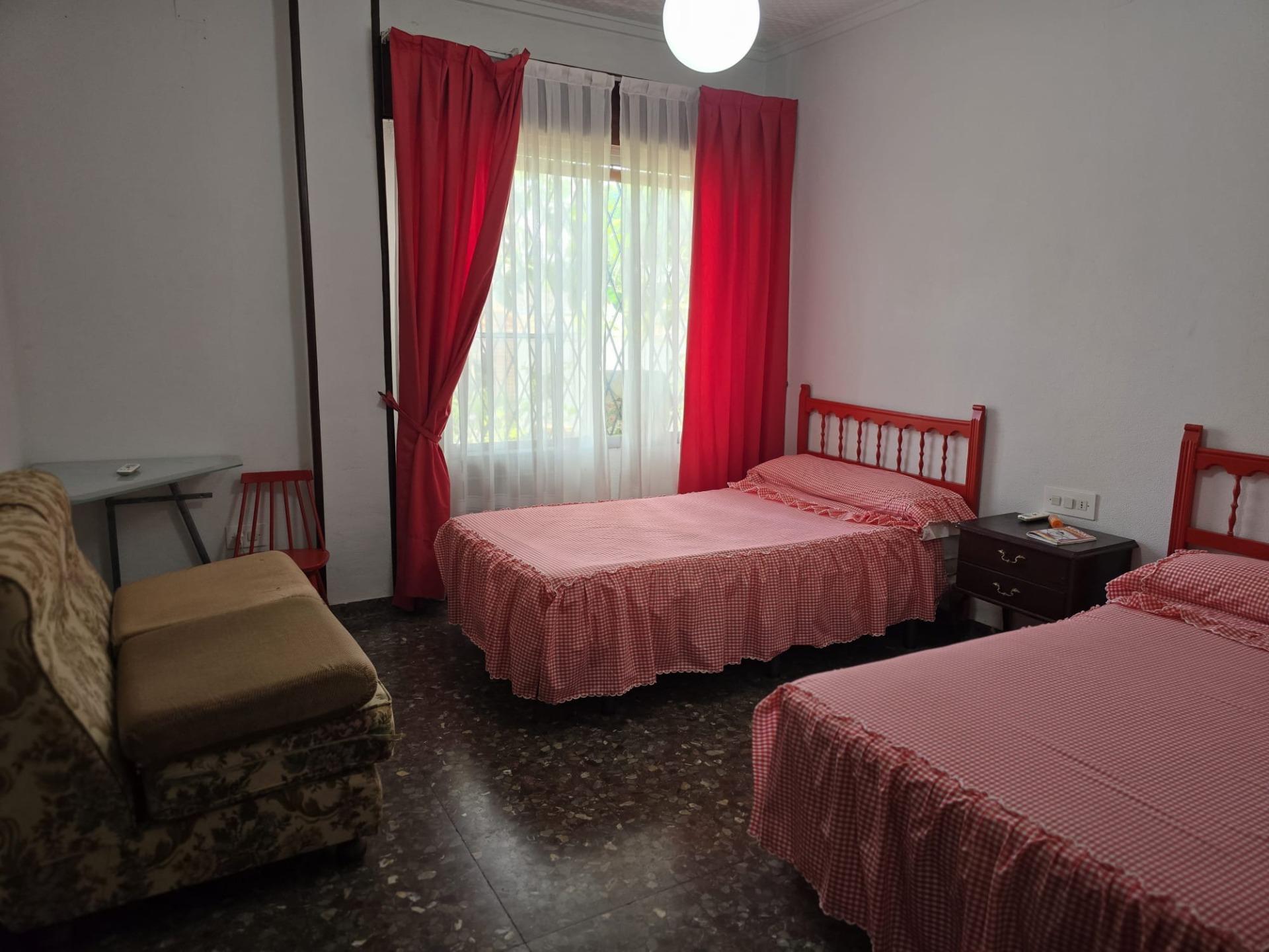 Terrace in villa for sale in Orihuela Costa