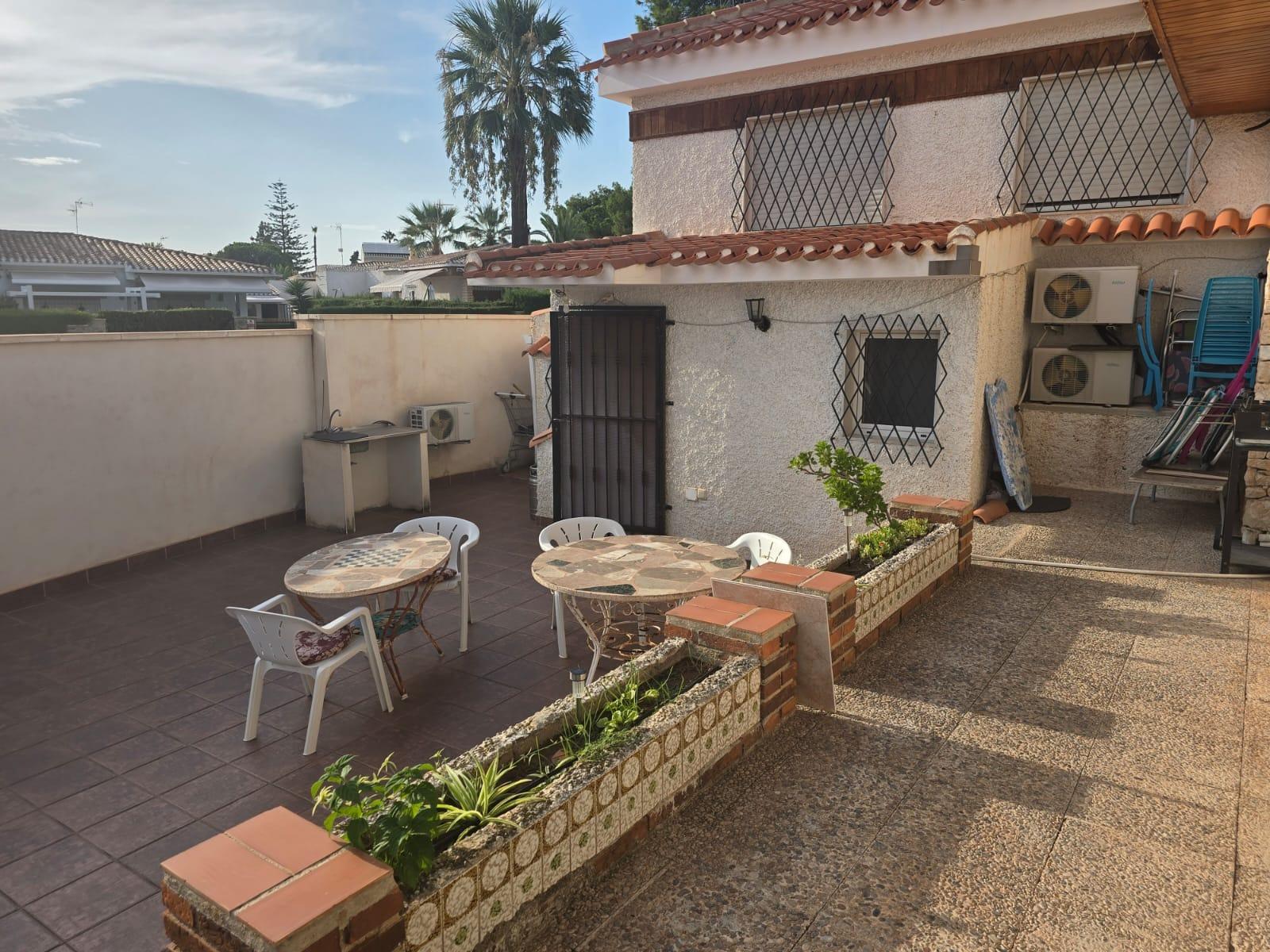 Bedroom in villa for sale in Orihuela Costa