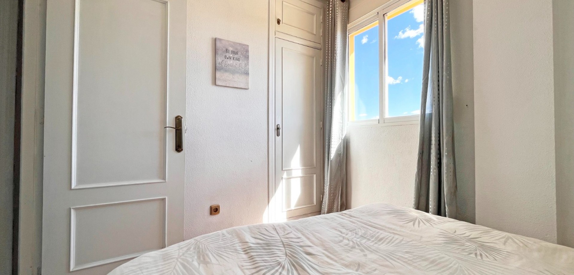Garden in villa for sale in Orihuela Costa