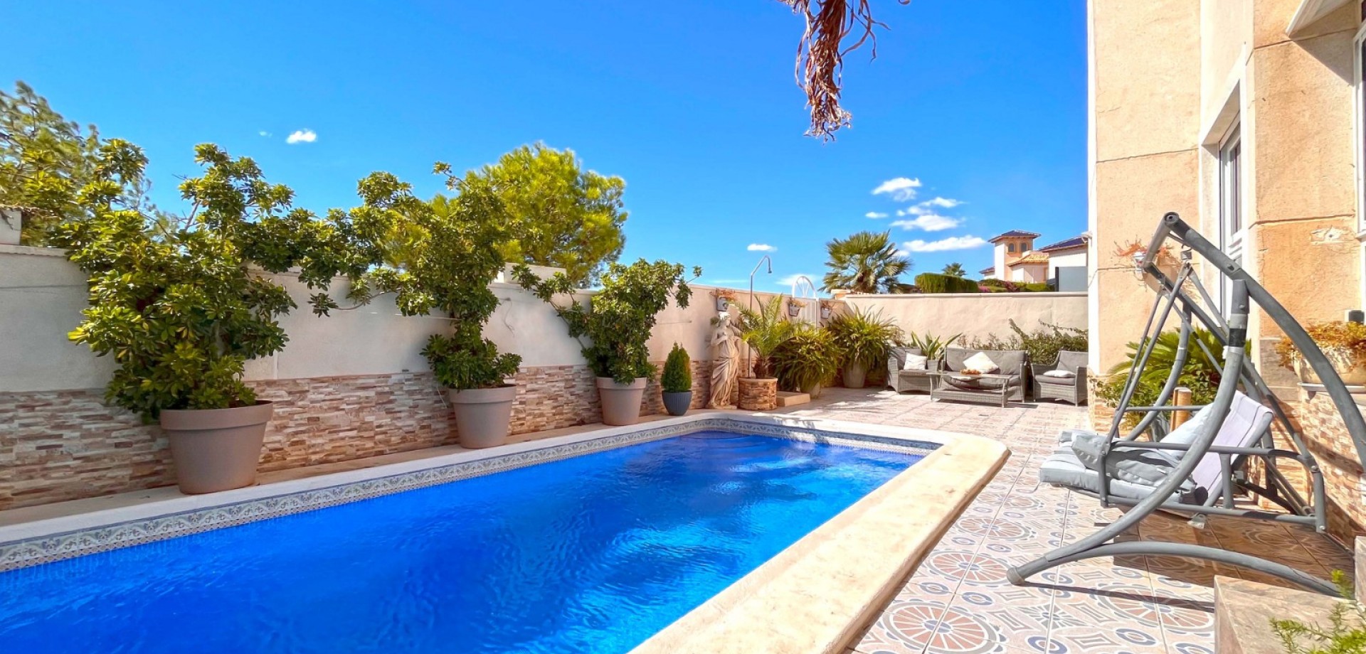 Kitchen in villa for sale in Orihuela Costa
