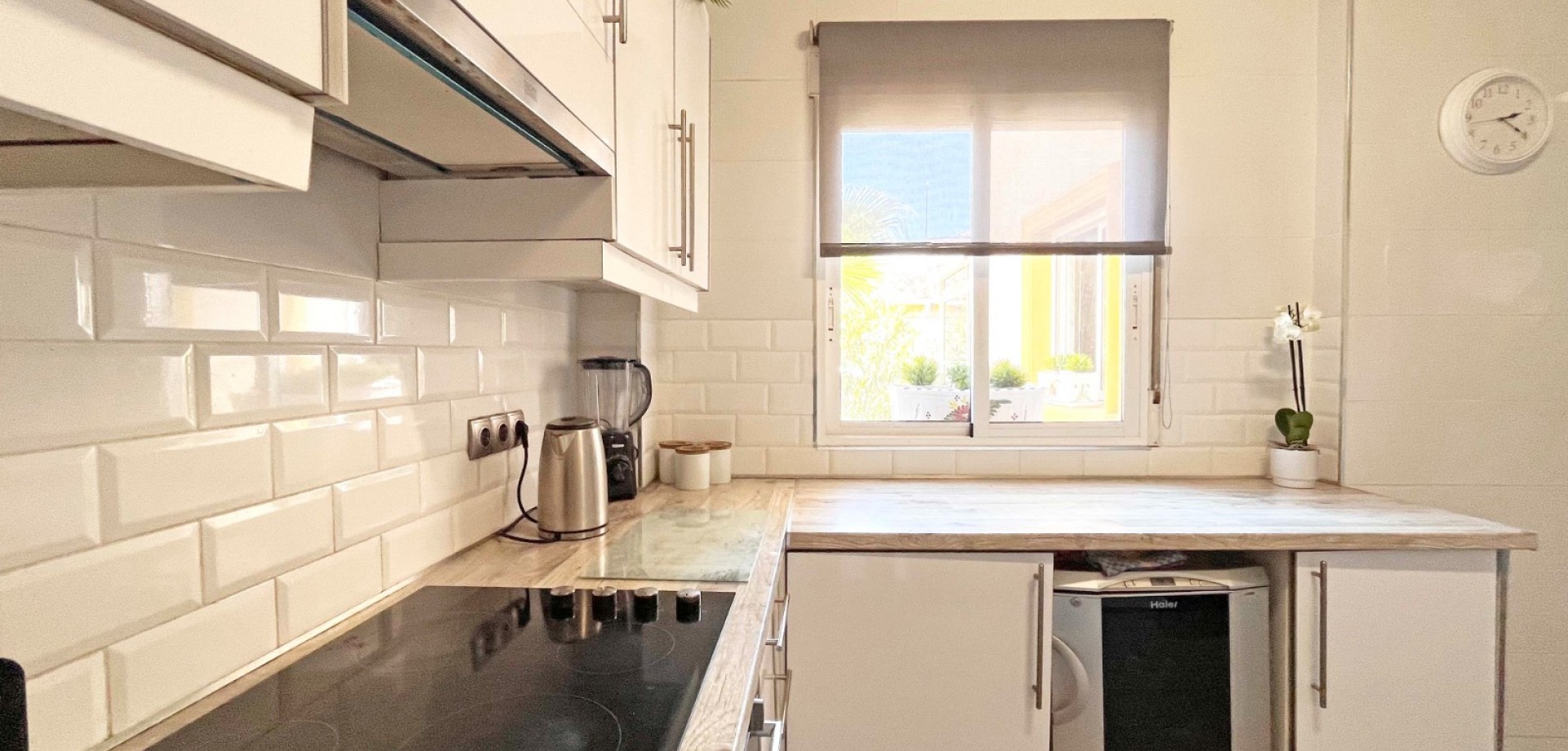 Master bedroom in villa for sale in Orihuela Costa