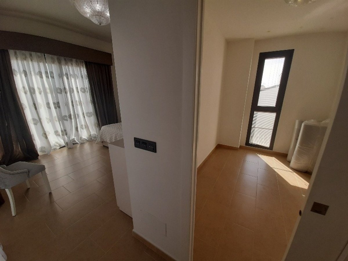 Bedroom in villa for sale in San Javier