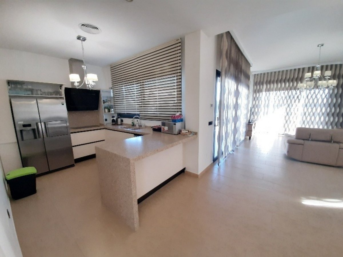 Dining area in villa for sale in San Javier