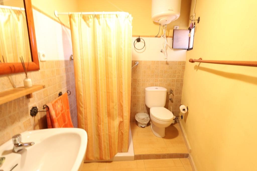 Bathroom in villa for sale in Fortuna