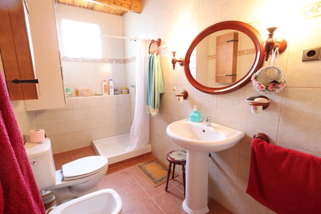 Kitchen in villa for sale in Fortuna