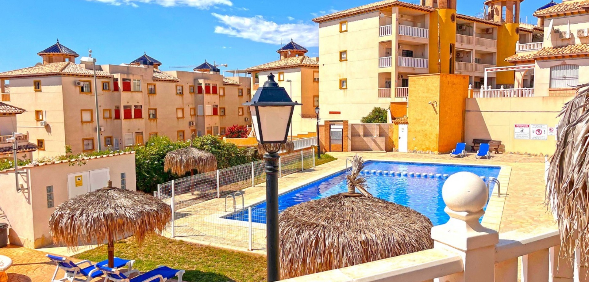 Kitchen in apartment for sale in Orihuela Costa