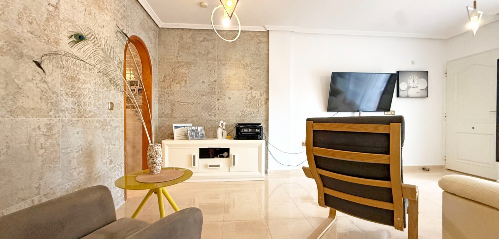 Master bedroom in apartment for sale in Orihuela Costa