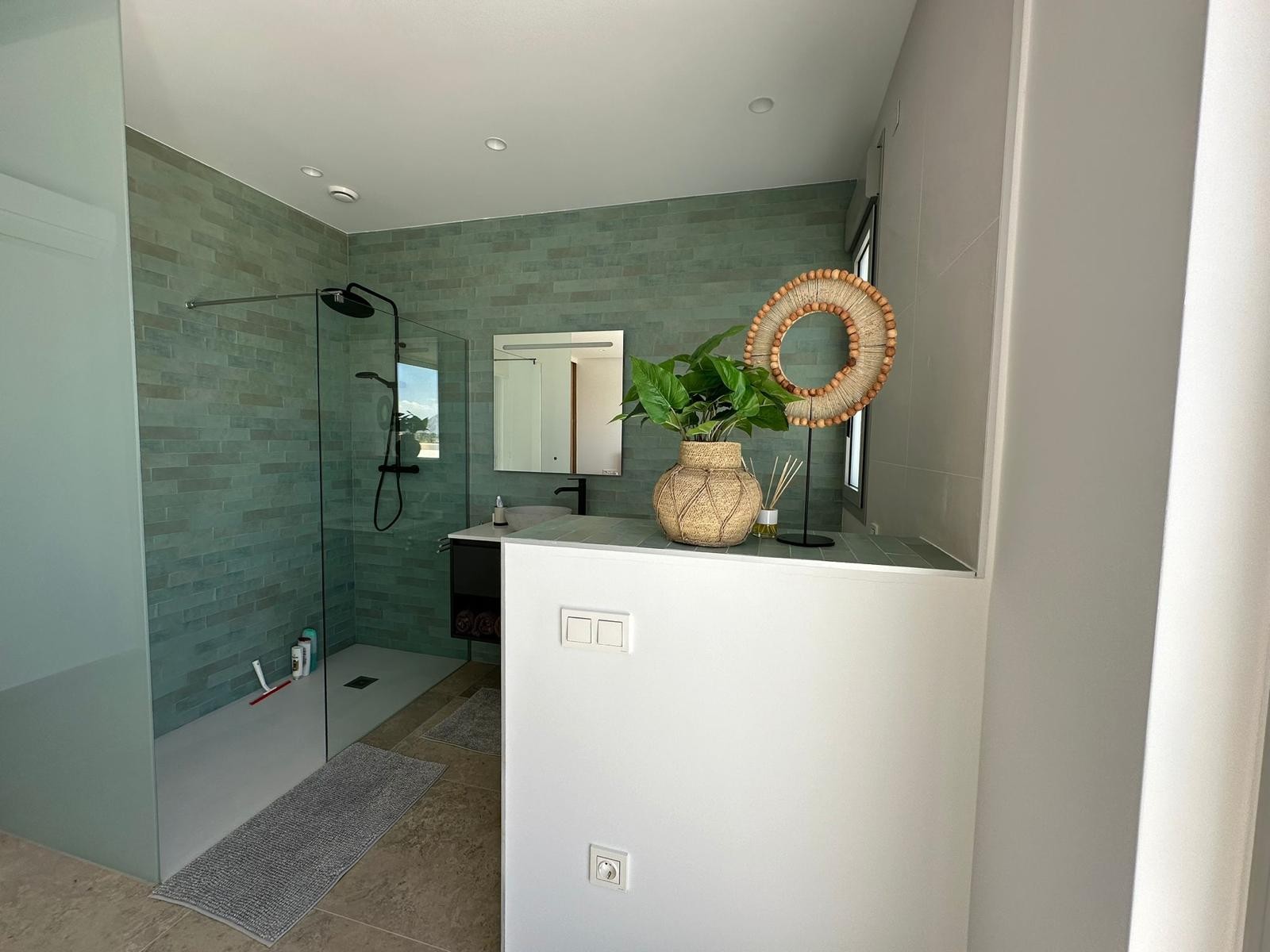 Bathroom in villa for sale in Benijofar