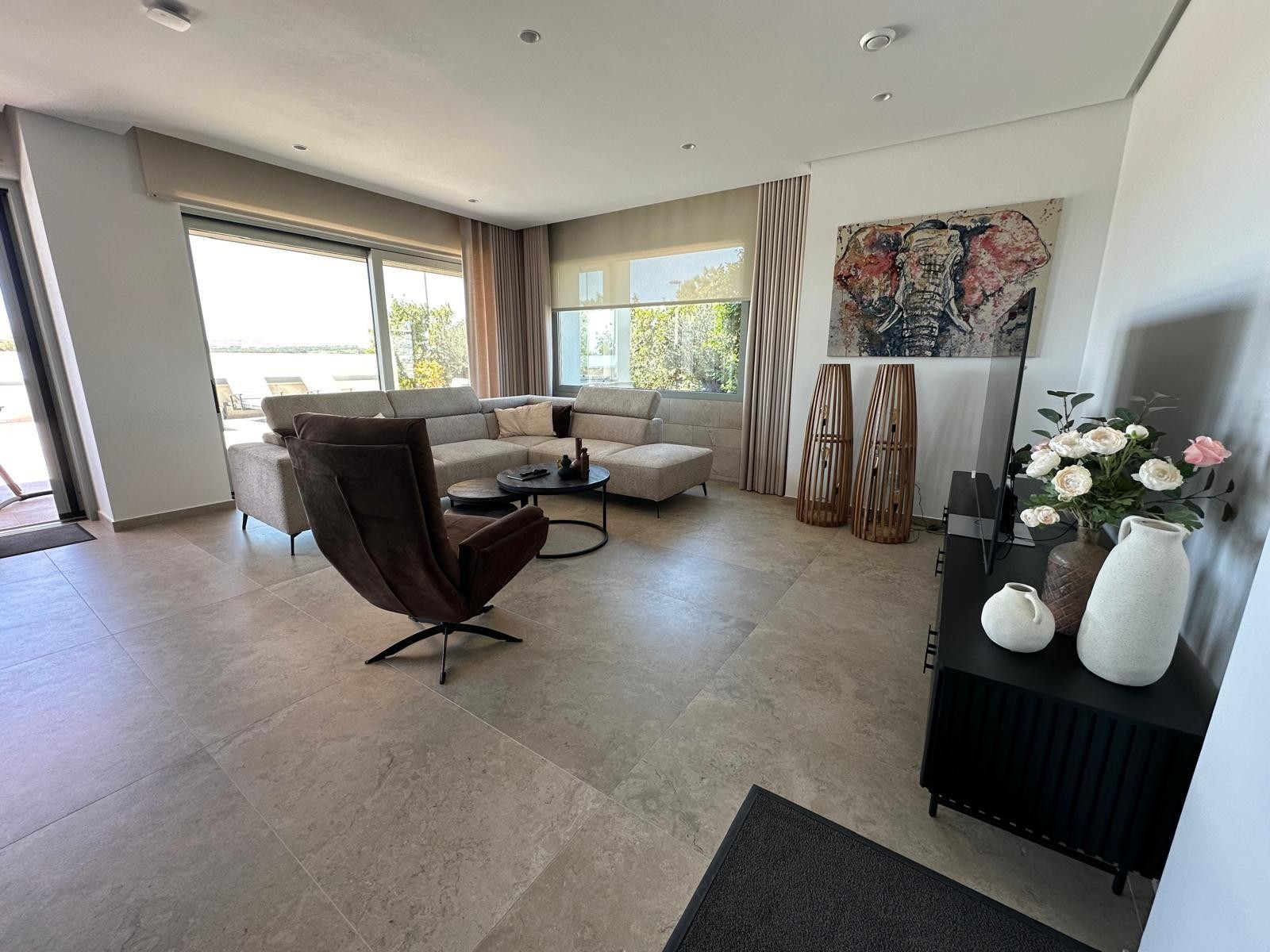 Dining area in villa for sale in Benijofar