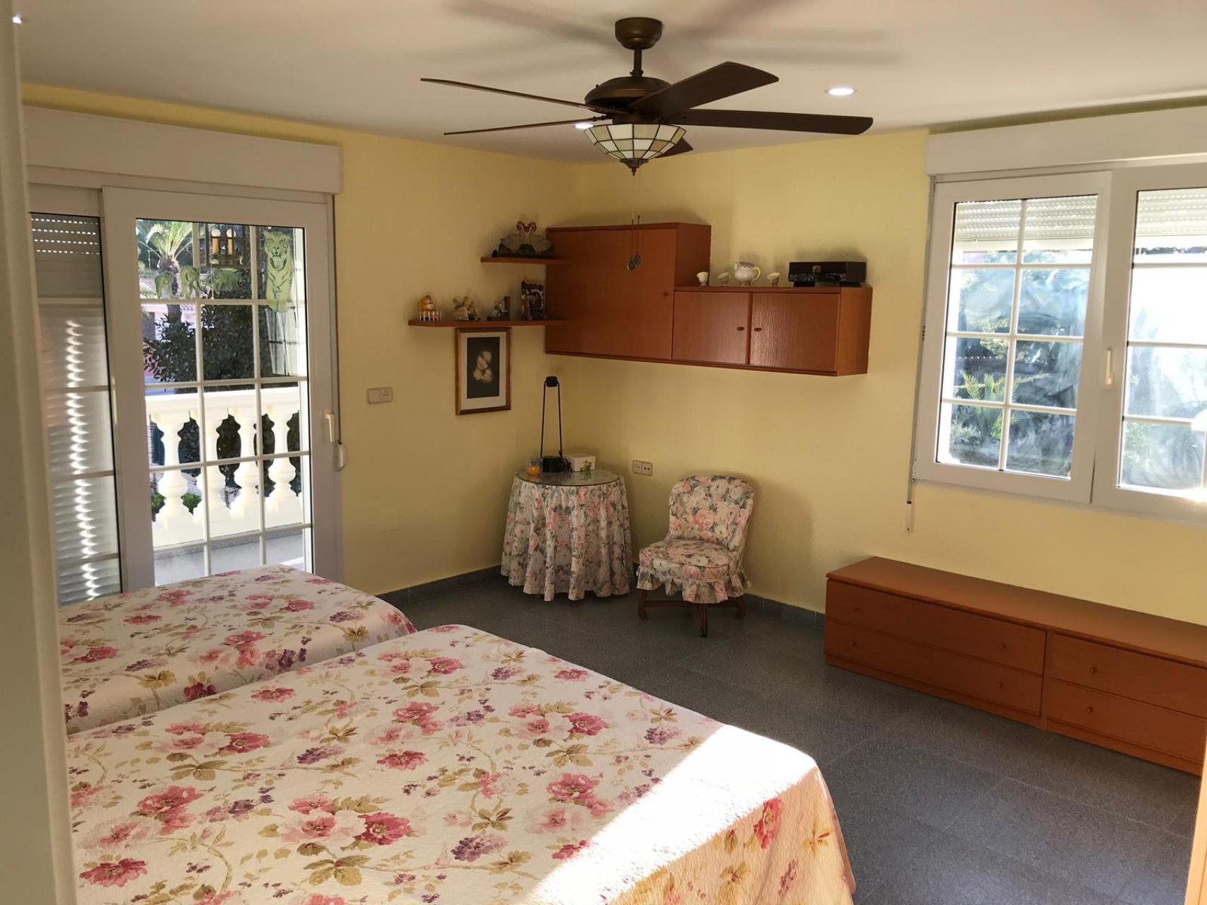 Living room in villa for sale in Orihuela Costa
