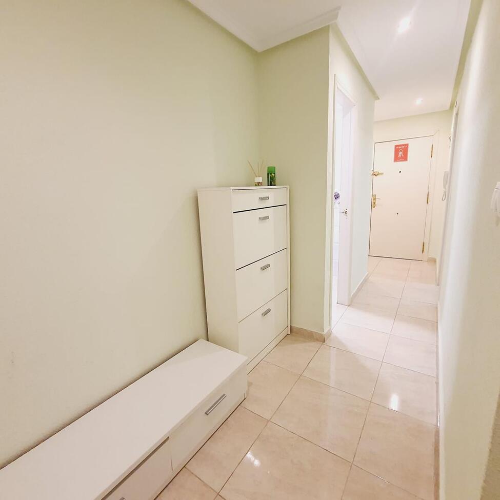 Bedroom in apartment for sale in Torrevieja