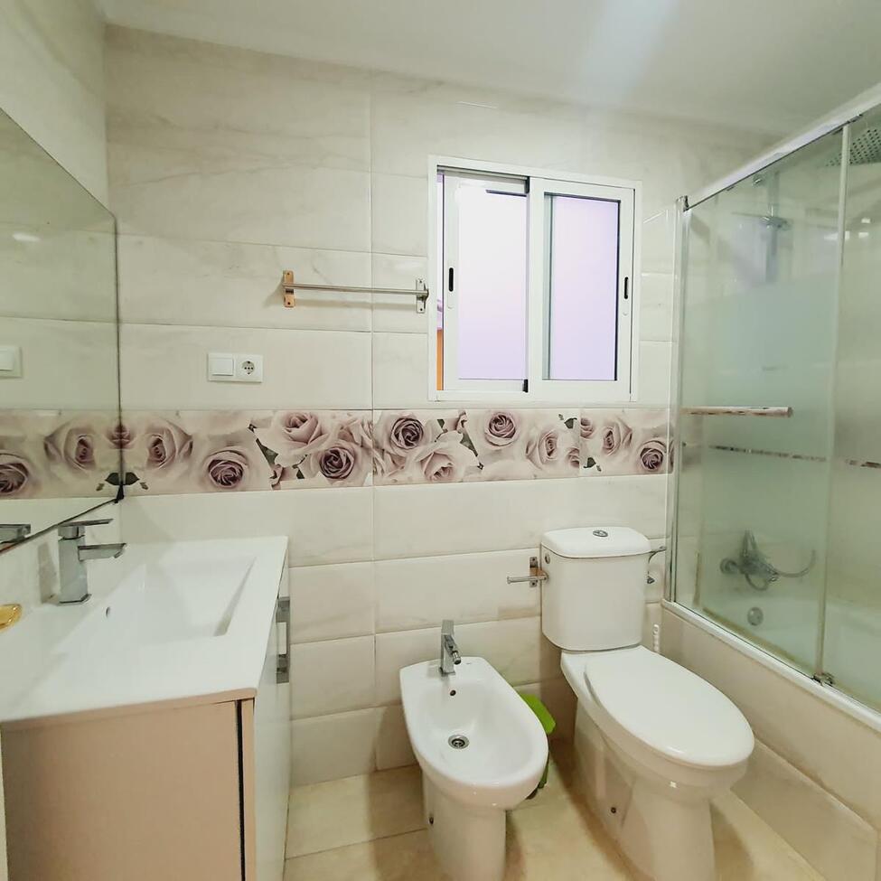 Kitchen in apartment for sale in Torrevieja
