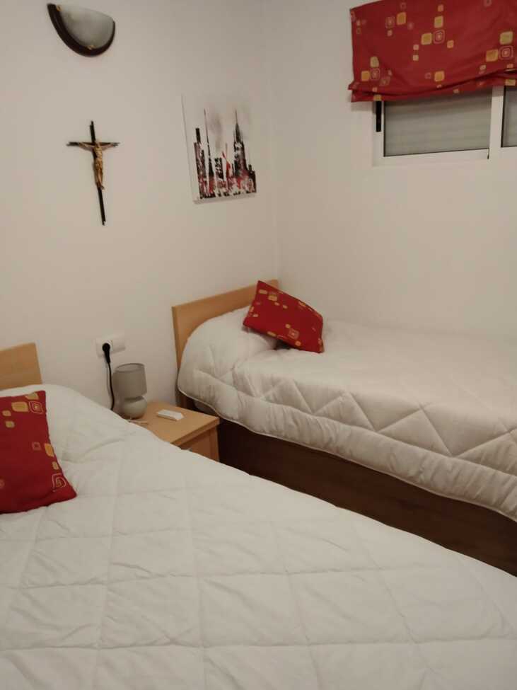 Master bedroom in apartment for sale in Torrevieja