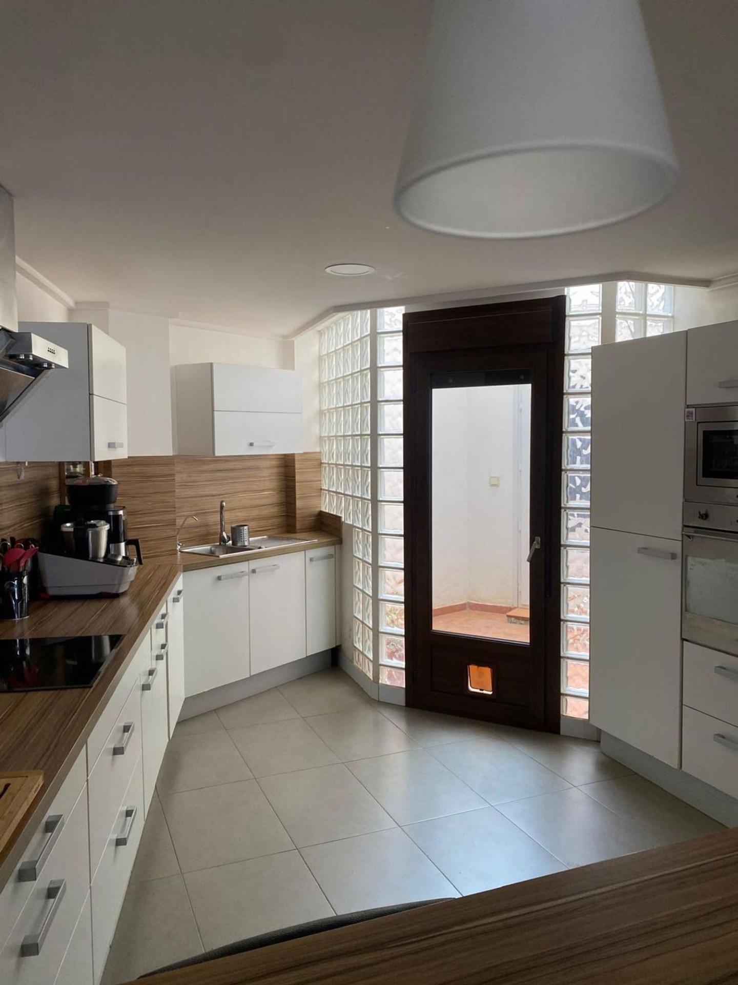 Bathroom in villa for sale in Torrevieja