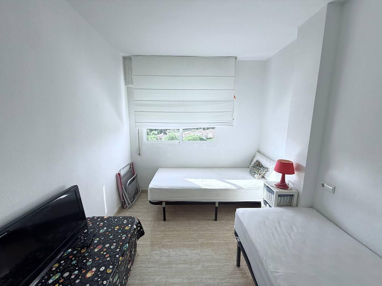 Bedroom in apartment for sale in Orihuela Costa