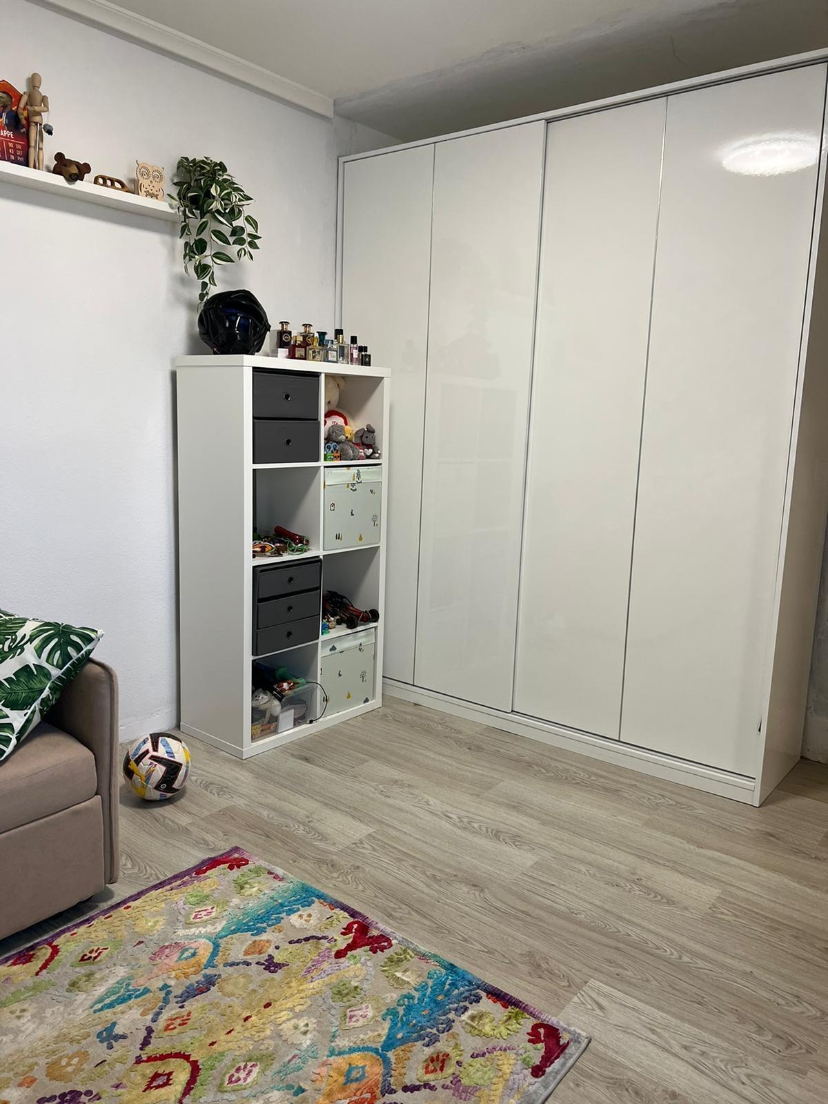 Pool area in apartment for sale in Torrevieja