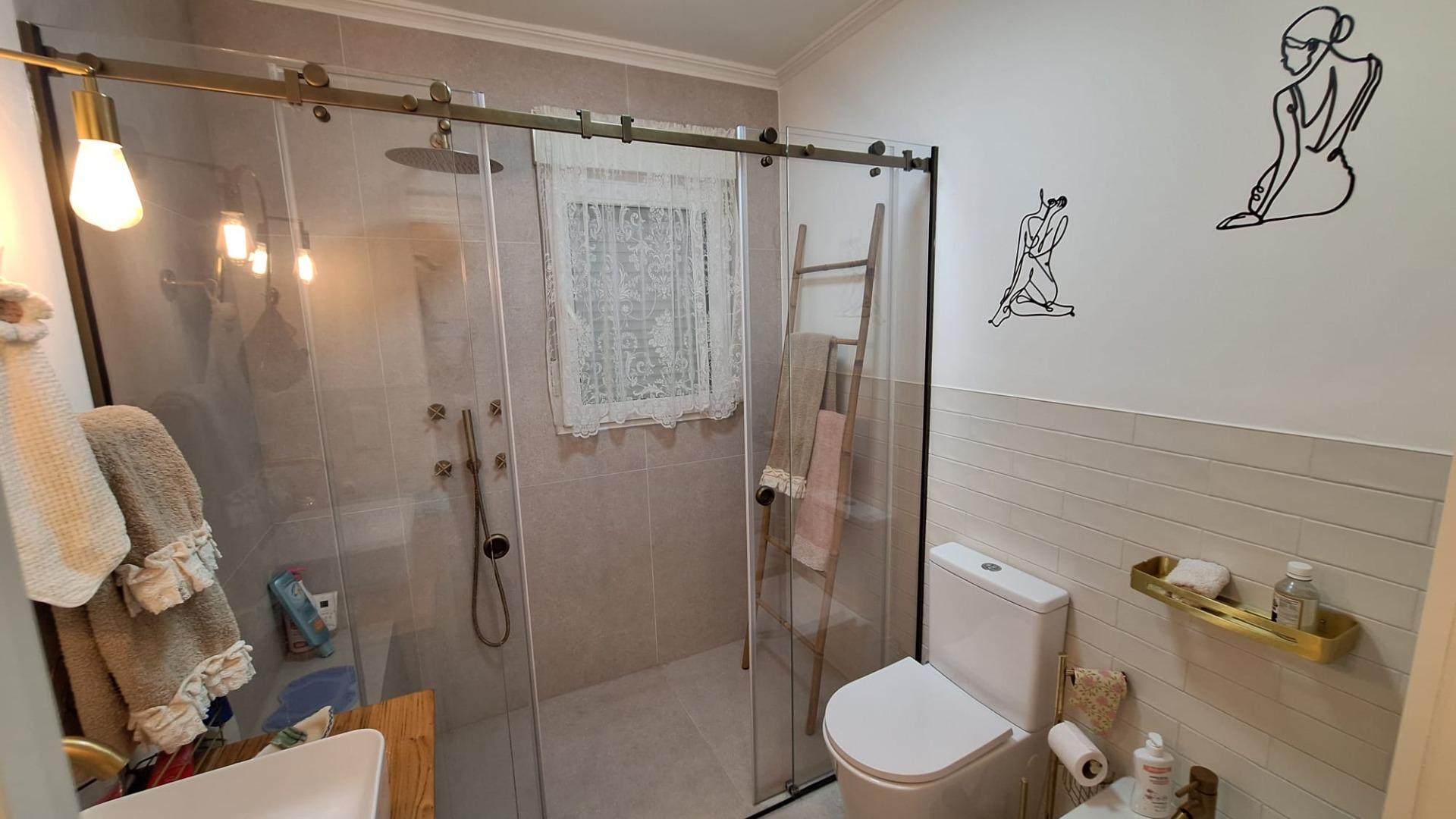 Living room in villa for sale in Torrevieja