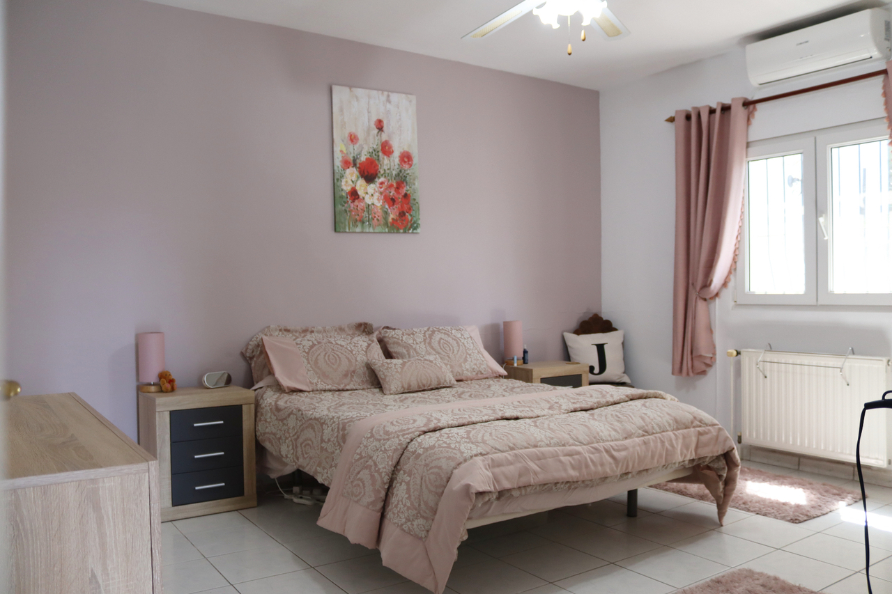 Living room in villa for sale in Parcent