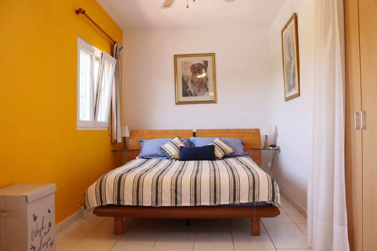 Dining area in villa for sale in Parcent