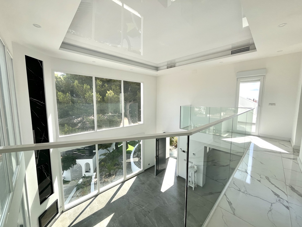 Living room in villa for sale in Los Balcones