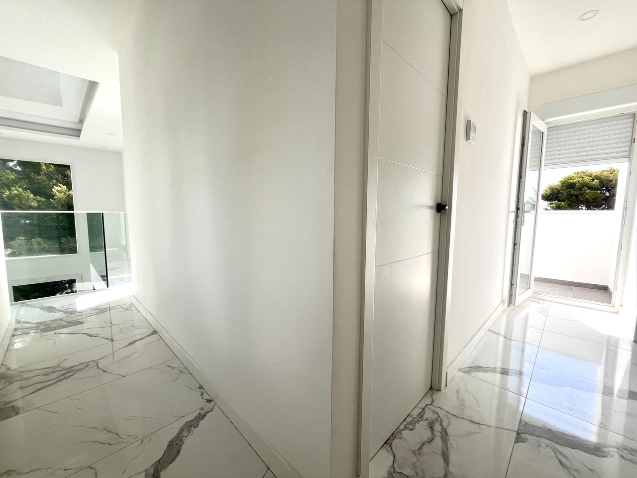 Kitchen in villa for sale in Los Balcones