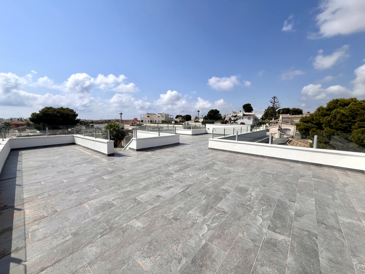 Dining area in villa for sale in Los Balcones