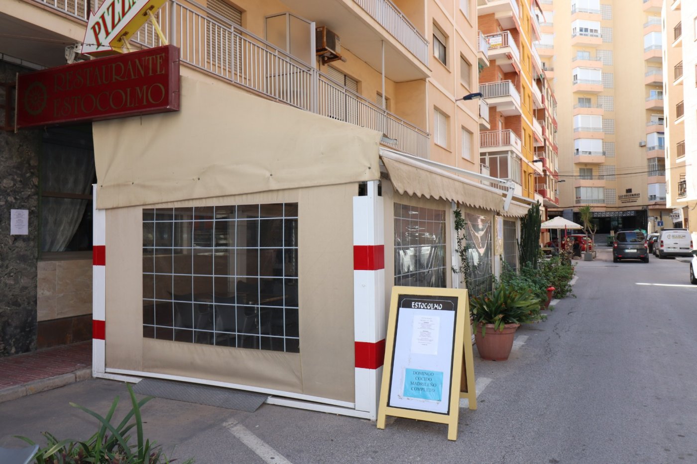 Master bedroom in commercial for sale in Torrevieja
