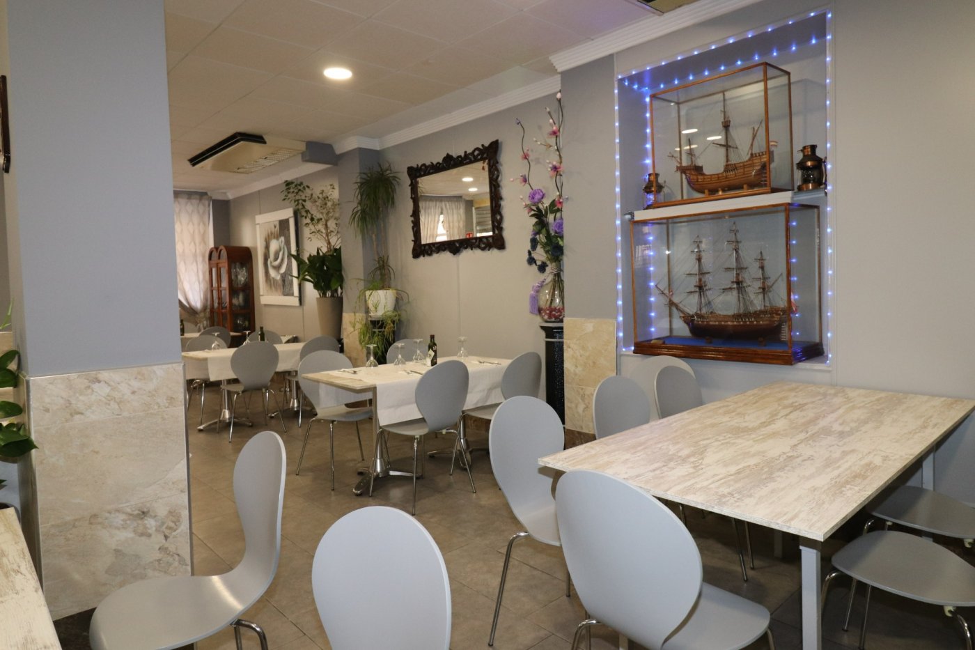 Dining area in commercial for sale in Torrevieja