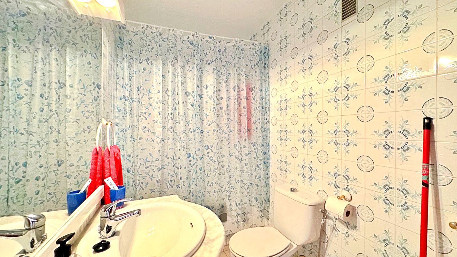 Terrace in apartment for sale in Torrevieja