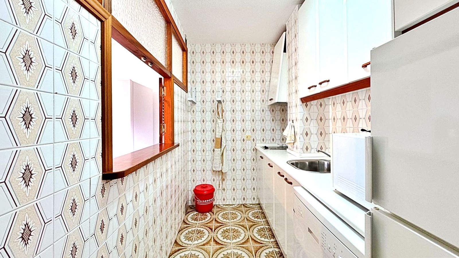 Bedroom in apartment for sale in Torrevieja