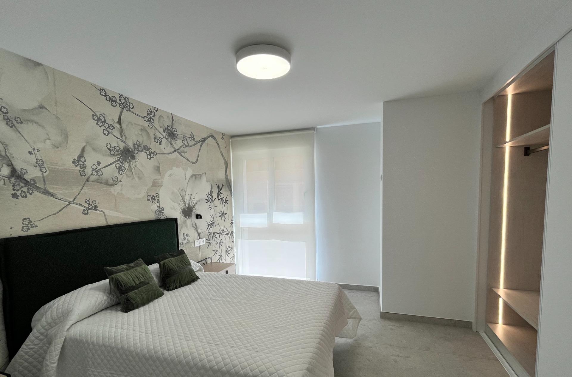 Bedroom in apartment for sale in Torrevieja