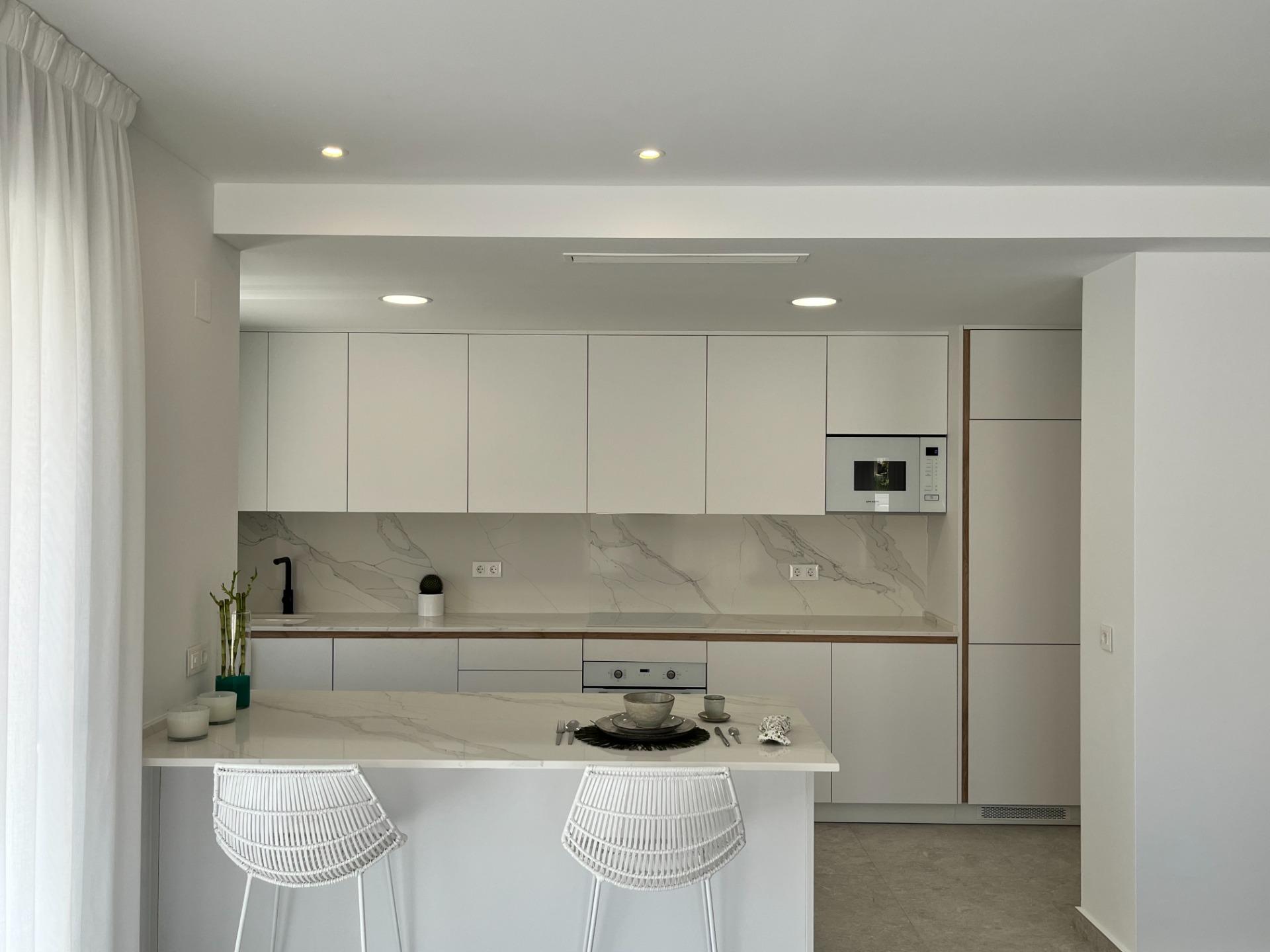 Bedroom in apartment for sale in Torrevieja
